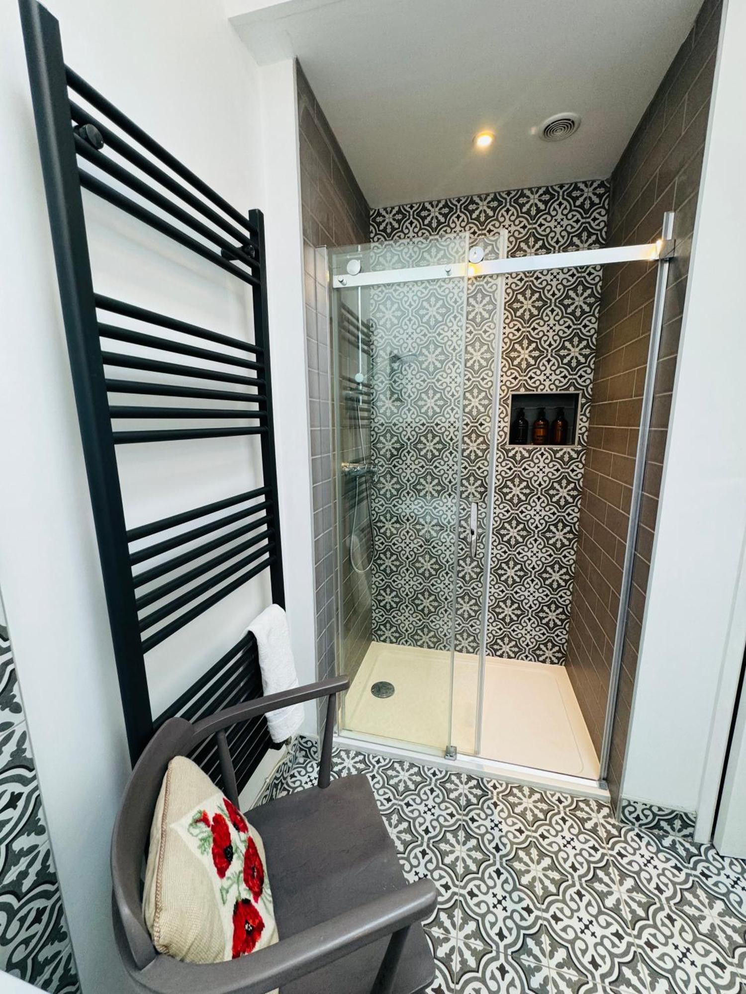 Modern & Vintage Inspired Home In Old Totterdown Bristol Buitenkant foto